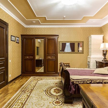 Luxury Boutique Andreevskiy Lviv Bagian luar foto