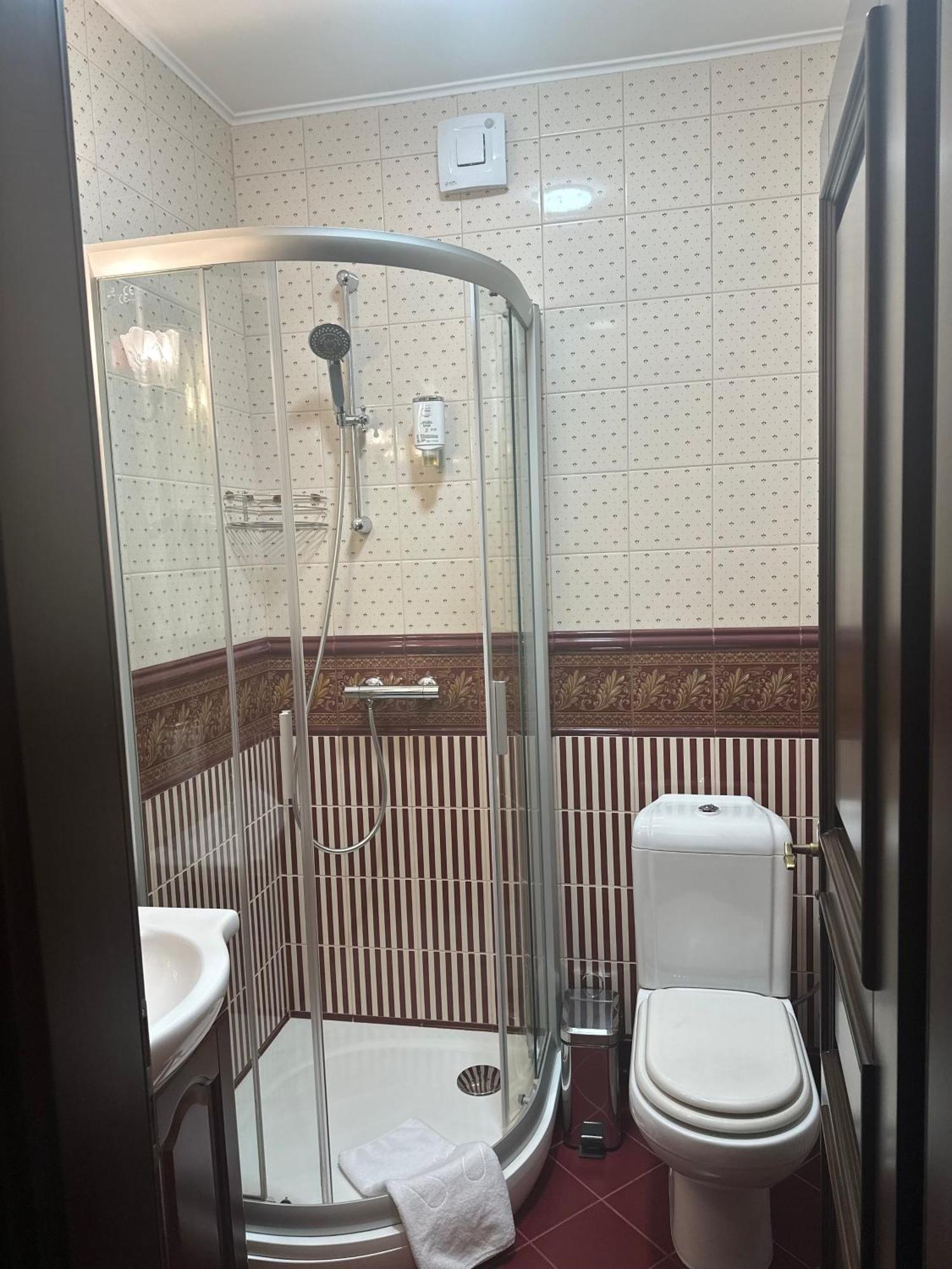 Luxury Boutique Andreevskiy Lviv Bagian luar foto