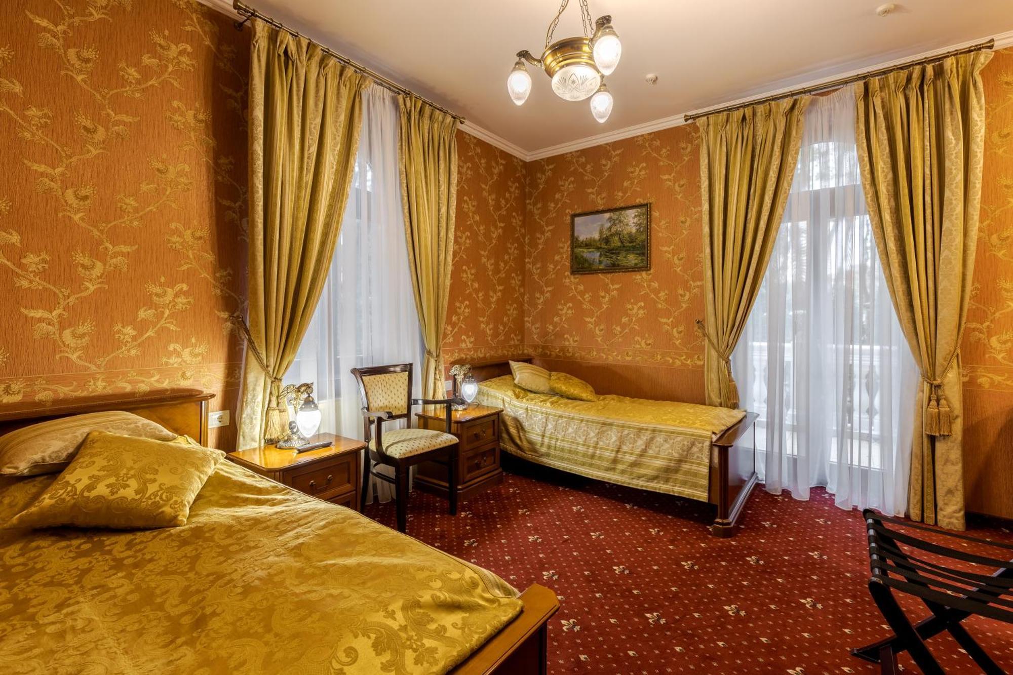 Luxury Boutique Andreevskiy Lviv Bagian luar foto