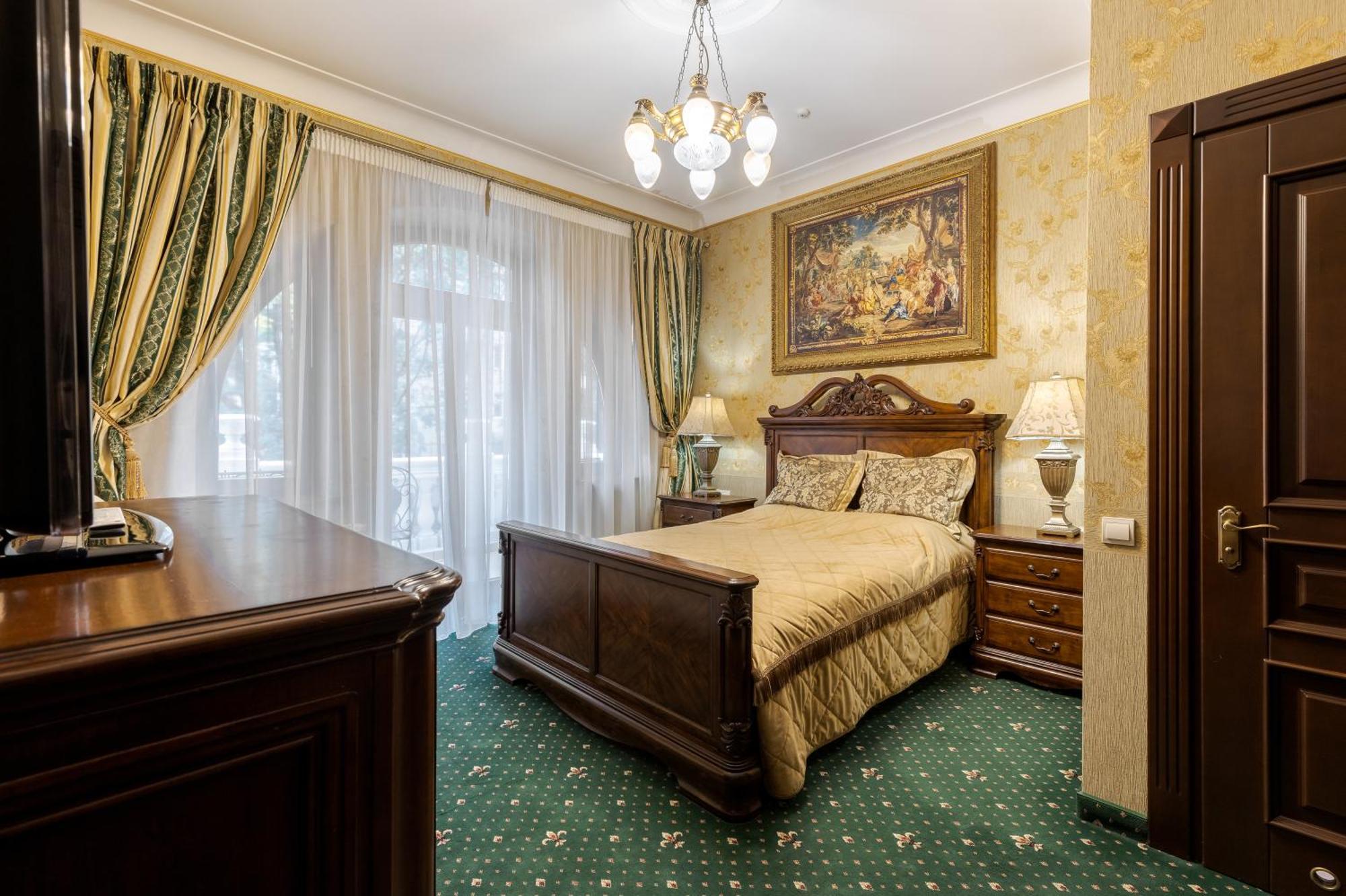 Luxury Boutique Andreevskiy Lviv Bagian luar foto