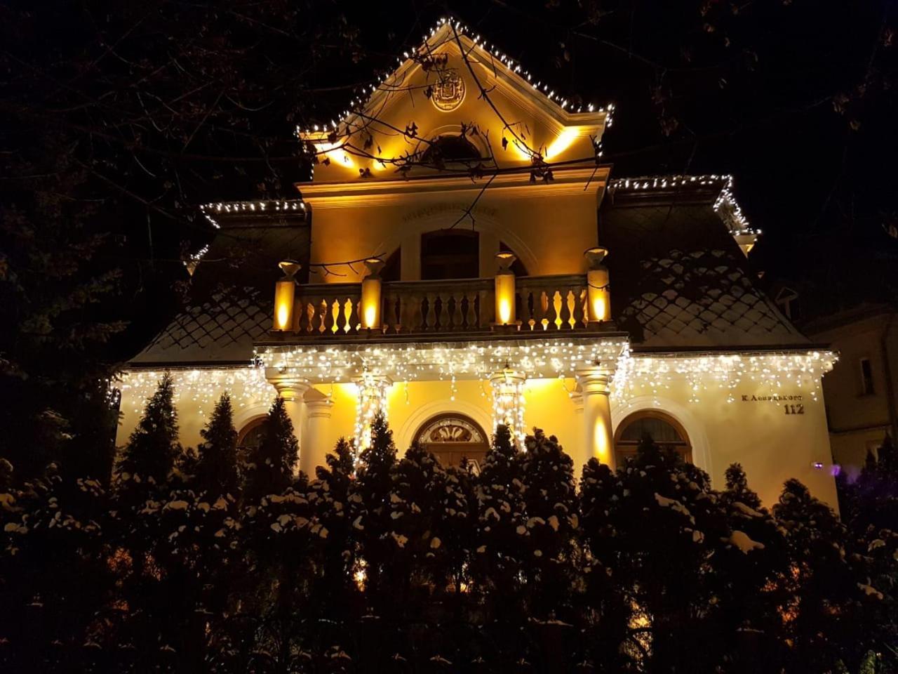 Luxury Boutique Andreevskiy Lviv Bagian luar foto