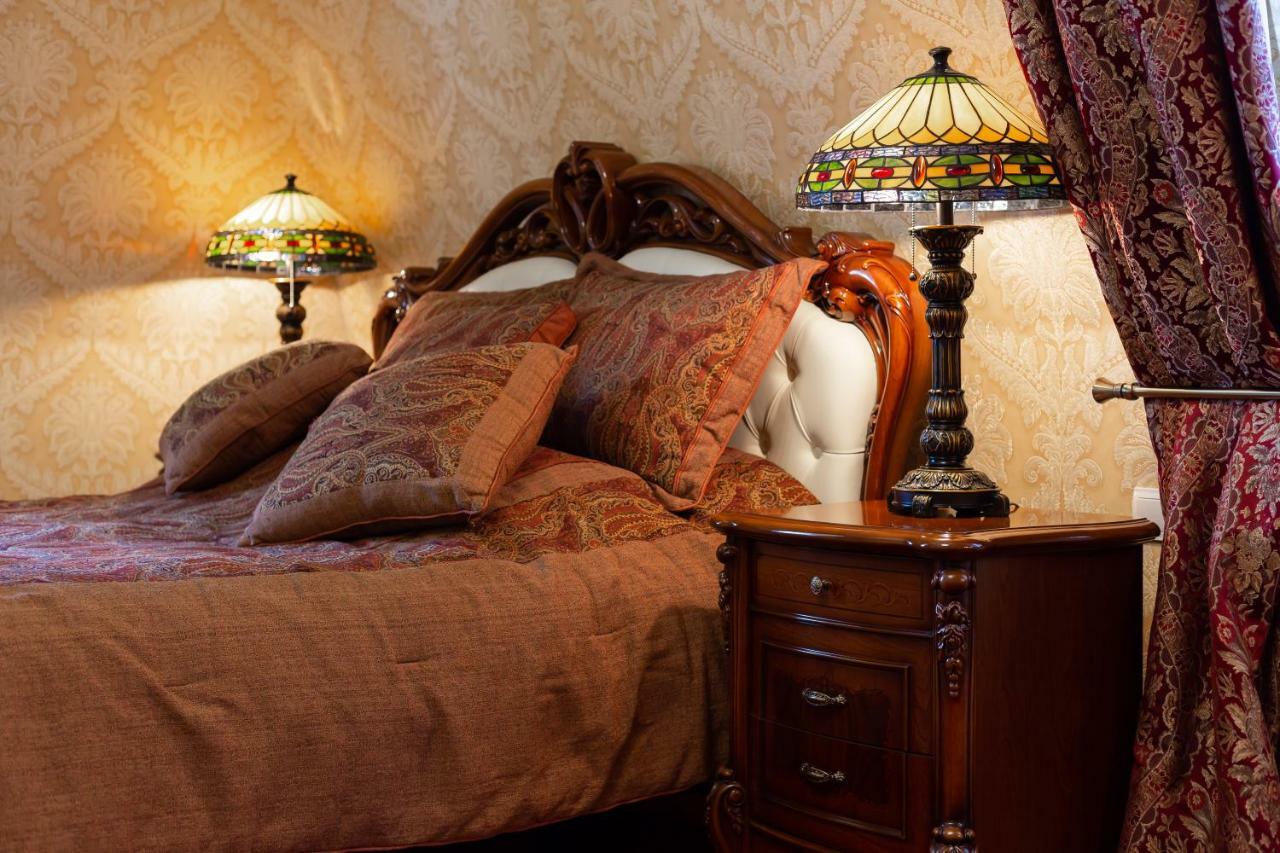 Luxury Boutique Andreevskiy Lviv Bagian luar foto