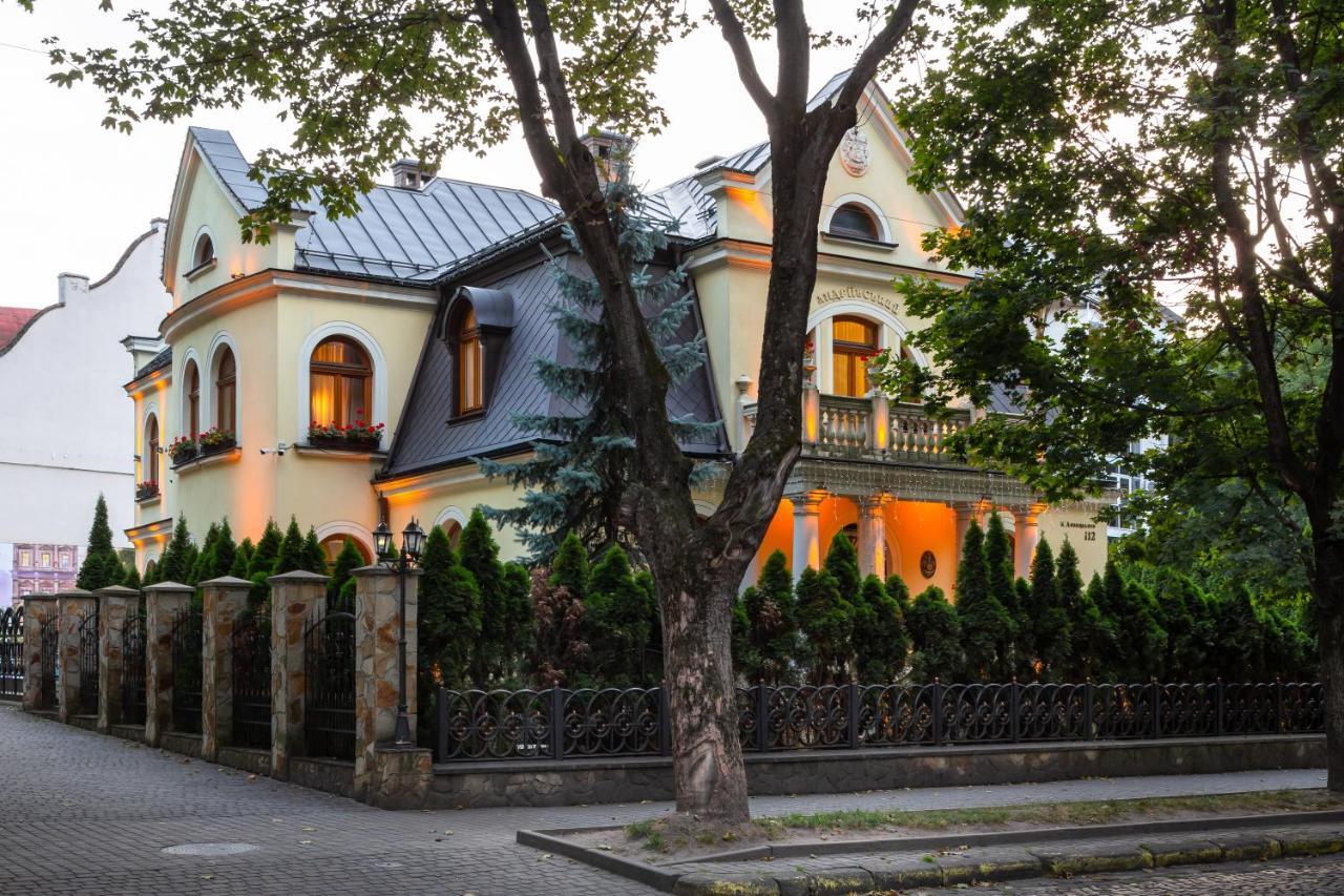Luxury Boutique Andreevskiy Lviv Bagian luar foto